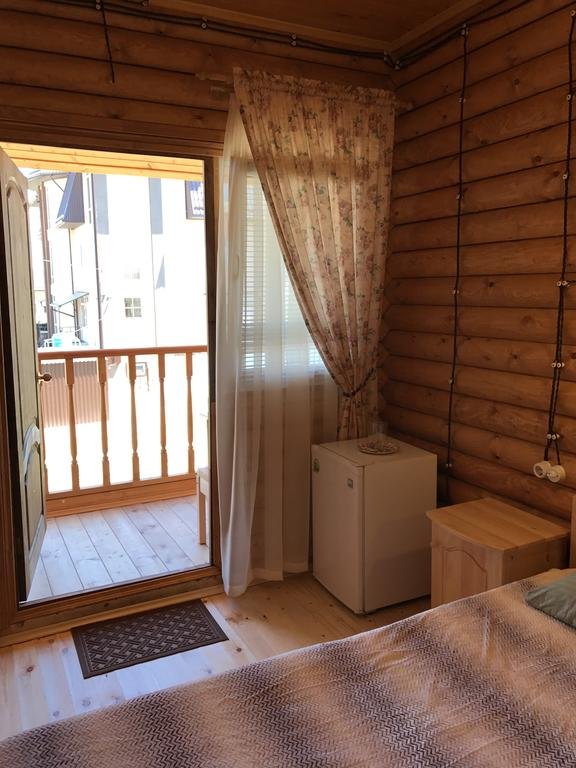 Гостиница Гостевой Дом Семейный Пересыпь